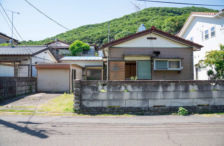 杉並区の中古一戸建て・空き地を買い取ります！杉並区の不動産売却は大和・アクタスへ！